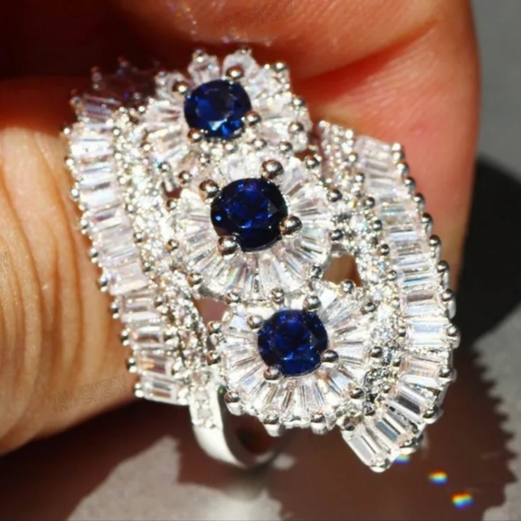 Super Shiney! New Sterling Silver Blue Sapphire Diamond Ring - Picture 3 of 3